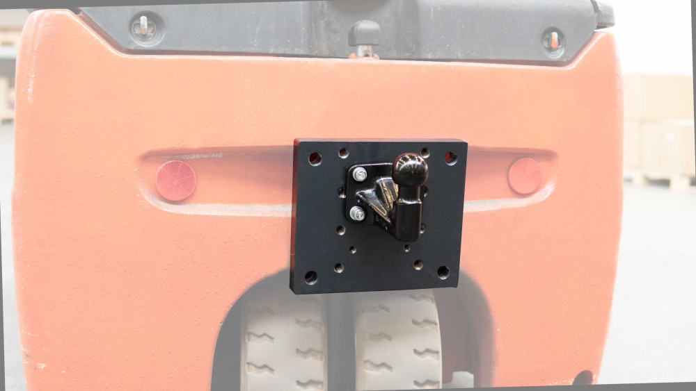 Anhängerkupplung für Adapterplatte